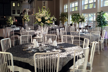 Tables for wedding at Lockport Canalside